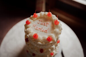 Just Married cupcake